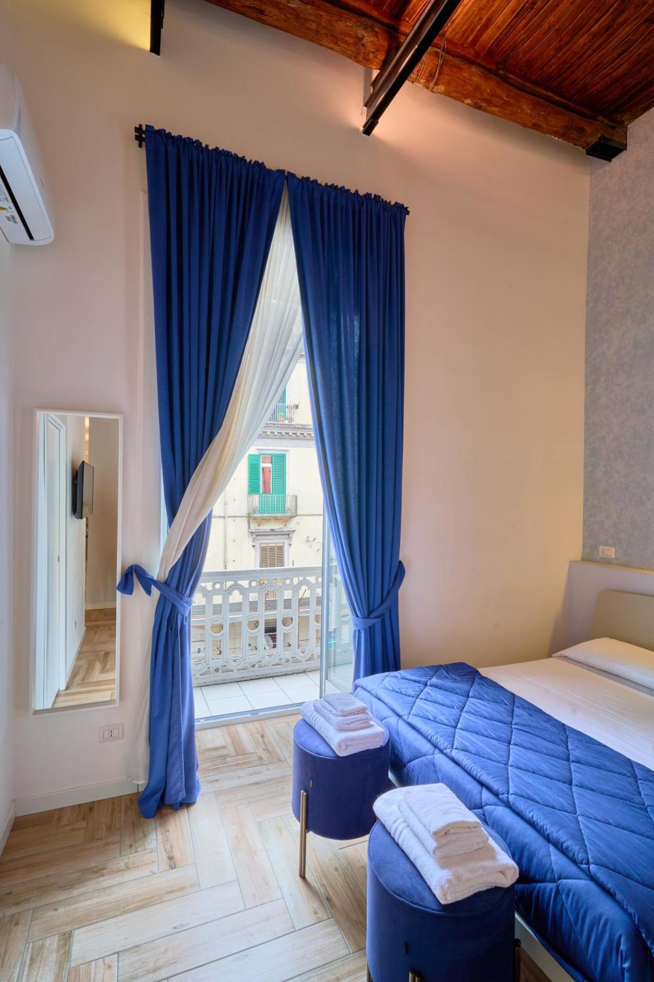 Toto E Peppino Luxury Rooms Napels Buitenkant foto